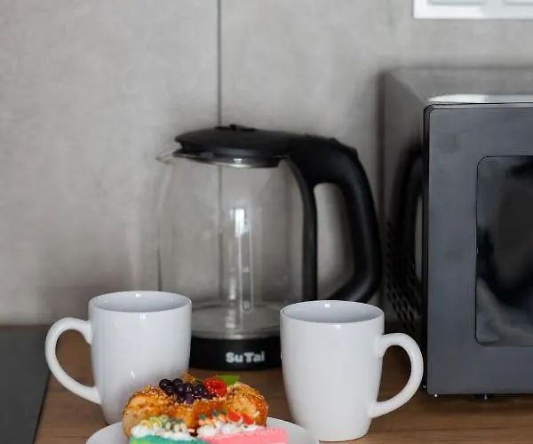 Radzyminska East By Renters Hotel *